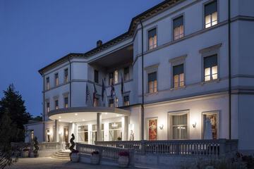Front of property - evening/night