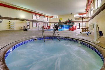 Indoor spa tub