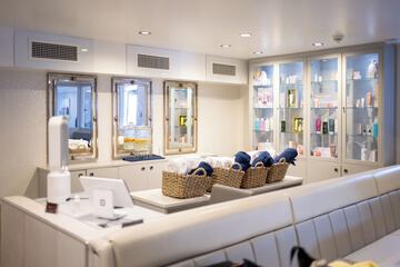 Nail salon