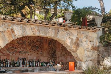 Poolside bar