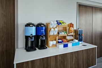 Breakfast/Coffee Service 65 of 71