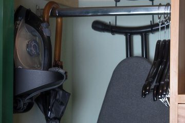 Iron/ironing board