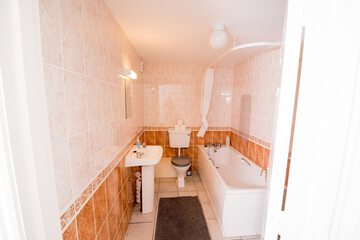 Photo 35