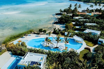 Rooftop pool