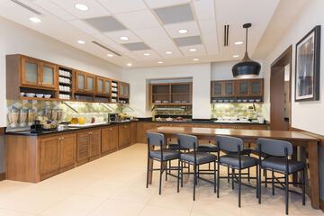 Breakfast/Coffee Service 30 of 35