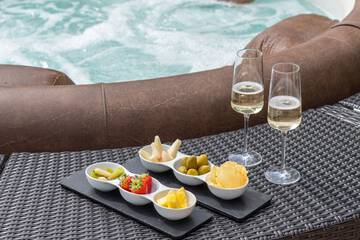 Outdoor spa tub