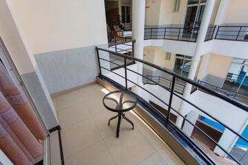 Photo 28