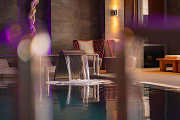 Indoor spa tub