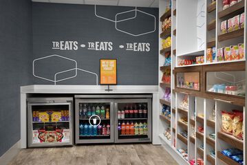 Snack bar