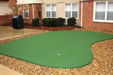 Mini-golf