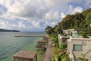Beach/ocean view