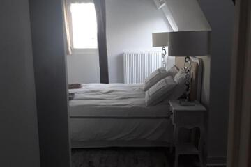 Photo 33