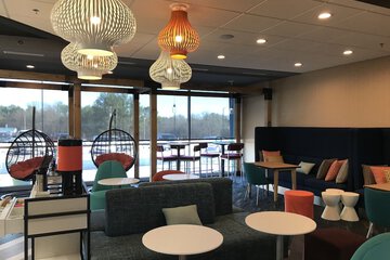 Hotel Interior 7 of 34