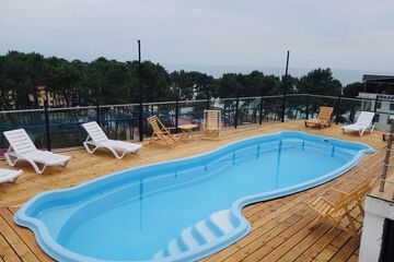 Rooftop pool