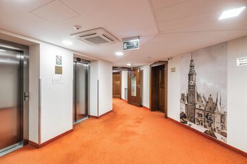 Elevator