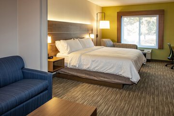 Room 108 of 135