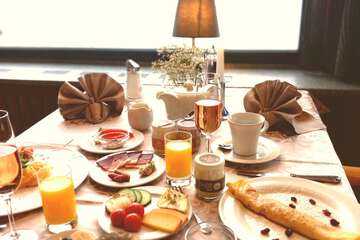 Breakfast meal