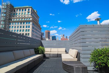 Terrace/Patio 35 of 37