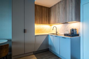 Private kitchenette