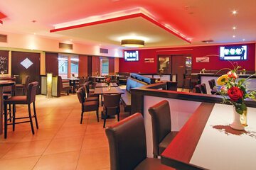 Sports bar