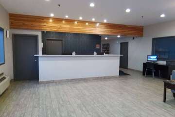 Hotel Interior 6 of 28