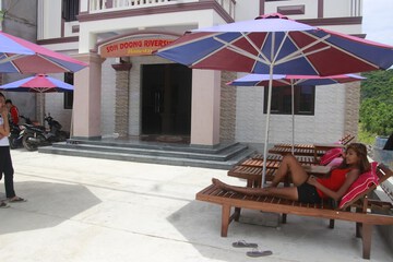 Sundeck