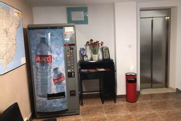 Vending machine