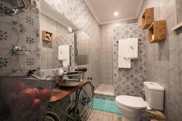 Photo 37