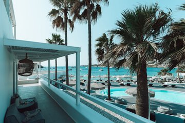 Beach/ocean view