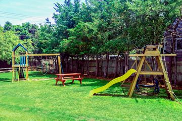Children's play area - outdoor