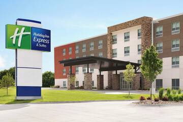 Holiday Inn Express and Suites Nebraska City by IHG