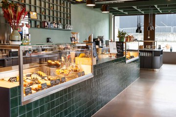 Coffee shop