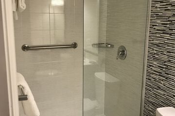Bathroom shower