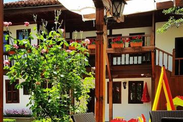 Children's play area - outdoor