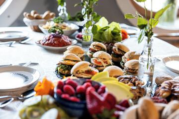 Breakfast buffet