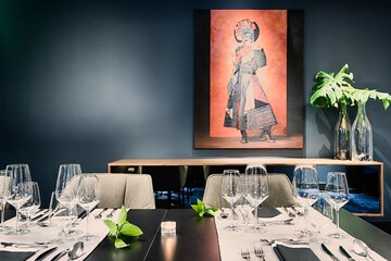 Couples dining