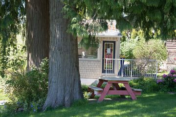 BBQ/picnic area