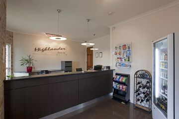 Check-in/check-out kiosk