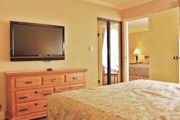 Room 7 of 11