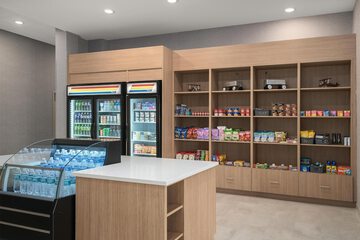Snack bar
