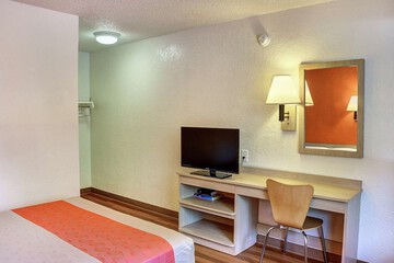 Room 22 of 53