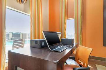 Business Center 26 of 26