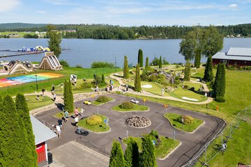 Children's play area - outdoor