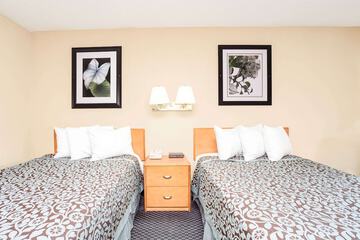 Room 9 of 15