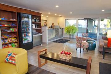 Snack Bar