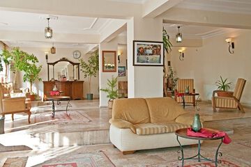 Reception hall