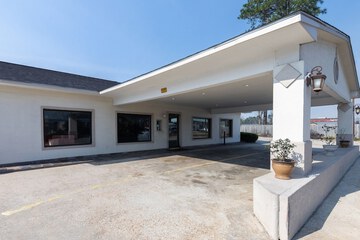 OYO Hotel DeRidder Hwy 171 North