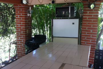 Food court