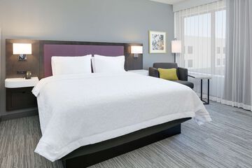 Hampton Inn by Hilton Irvine Spectrum / Lake Forest