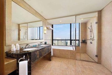 Bathroom shower